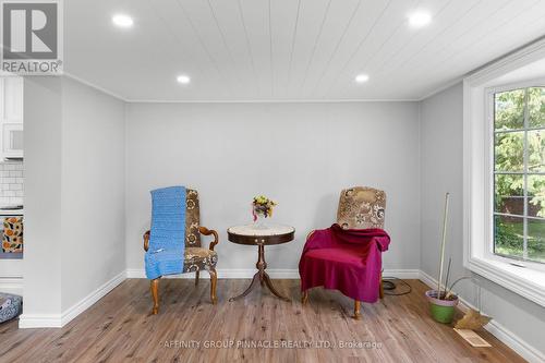 17 Richard Avenue, Kawartha Lakes (Lindsay), ON - Indoor Photo Showing Other Room