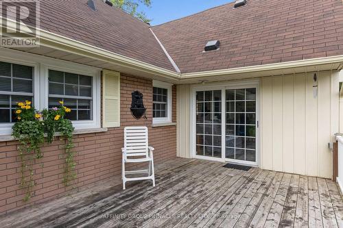 17 Richard Avenue, Kawartha Lakes (Lindsay), ON - Outdoor With Exterior