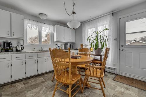 Cuisine - 3379  - 3381 Rue St-Victorien, Québec (Beauport), QC - Indoor