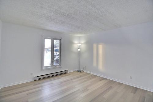 Chambre à coucher principale - 1840  - 1840B Rue Duchesne, Val-D'Or, QC - Indoor Photo Showing Other Room