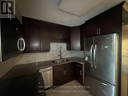 506 - 389 Dundas Street, London East (East K), ON - Indoor Photo Showing Kitchen