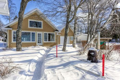 Back facade - 4570 Av. Du Tour-Du-Lac, Shawinigan, QC - Outdoor With Facade