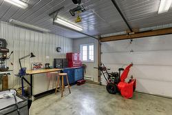 Garage - 