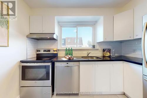 14A - 830 Westlock Road, Mississauga, ON - Indoor Photo Showing Kitchen With Stainless Steel Kitchen