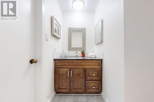 14A - 830 Westlock Road, Mississauga, ON - Indoor Photo Showing Bathroom