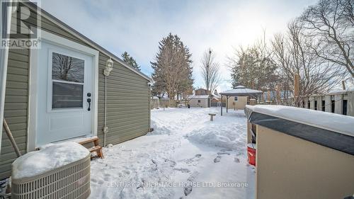 80 Aberdeen Avenue, Brantford, ON - Outdoor