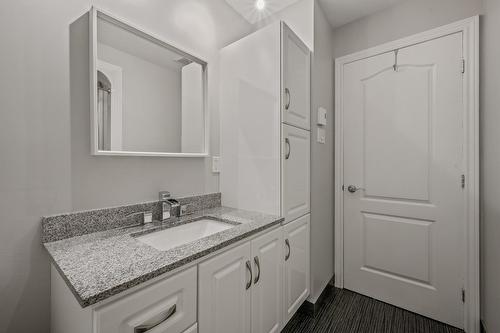 Salle de bains - 25 Rue Des Nations E., Québec (Charlesbourg), QC - Indoor Photo Showing Bathroom