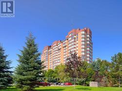 405 - 25 FAIRVIEW ROAD W  Mississauga, ON L5B 3Y8