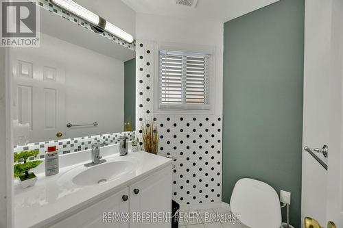 18 - 10 Chalkstone Drive, London South, ON - Indoor Photo Showing Bathroom