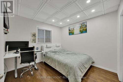 18 - 10 Chalkstone Drive, London South, ON - Indoor Photo Showing Bedroom