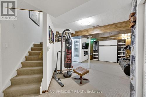 18 - 10 Chalkstone Drive, London South, ON - Indoor Photo Showing Other Room