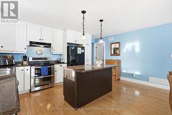 Kitchen - 2 Door Oven & Water in Fridge Door - 