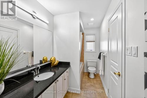 17 Adastra Crescent, Markham, ON - Indoor Photo Showing Bathroom