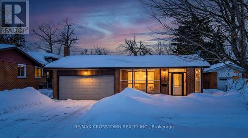 6 DEERPARK DRIVE  Barrie, ON L4M 4W9