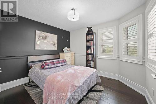 956 Sombrero Way, Mississauga, ON - Indoor Photo Showing Bedroom