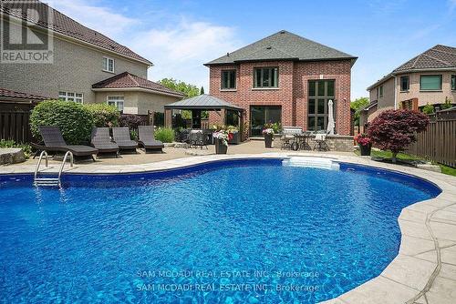 956 Sombrero Way, Mississauga, ON - Outdoor With In Ground Pool With Backyard