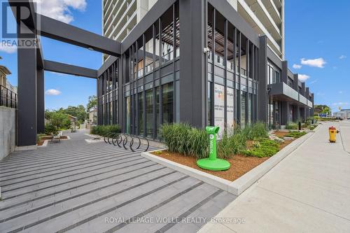 304 - 741 King Street W, Kitchener, ON - Outdoor