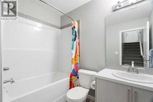 43 Seton Rise Se, Calgary, AB - Indoor Photo Showing Bathroom