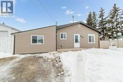 4919 50 Avenue  Morningside, AB T4L 2N5