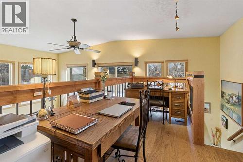 5031 Viceroy Drive Nw, Calgary, AB - Indoor