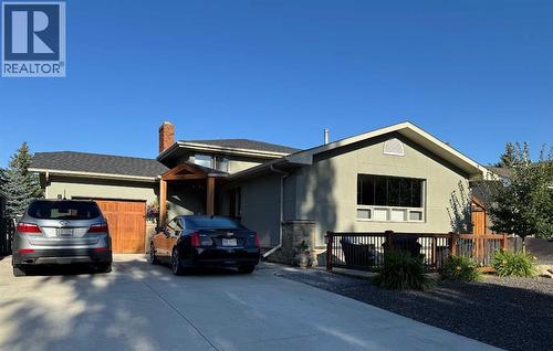 5031 Viceroy Drive Nw, Calgary, AB - Outdoor