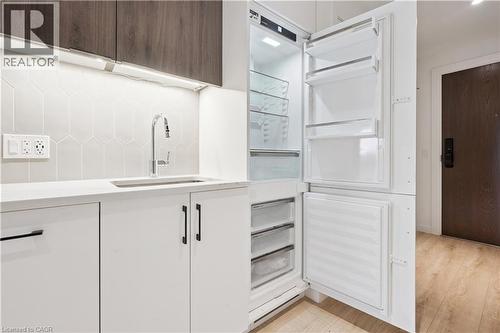 741 King Street Unit# 304, Kitchener, ON - Indoor