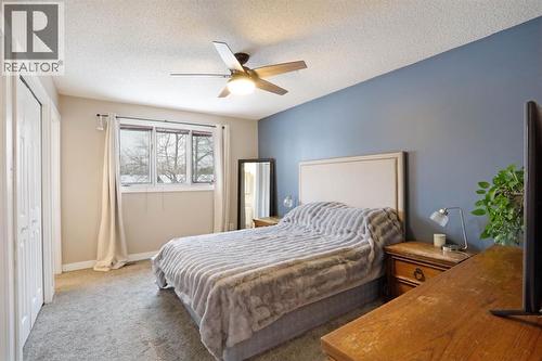 5 Fairview Crescent E, Brooks, AB 