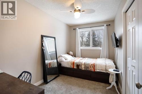 5 Fairview Crescent E, Brooks, AB 