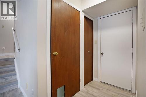 5 Fairview Crescent E, Brooks, AB 