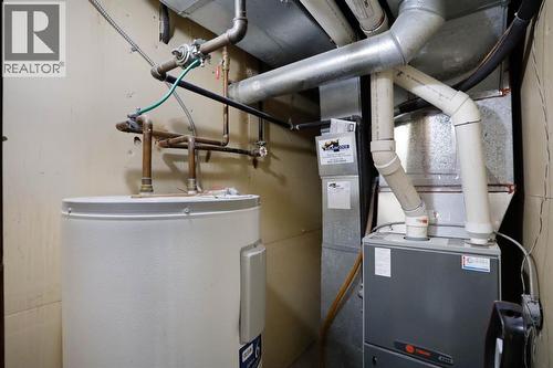 5 Fairview Crescent E, Brooks, AB 