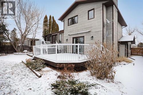 5 Fairview Crescent E, Brooks, AB 