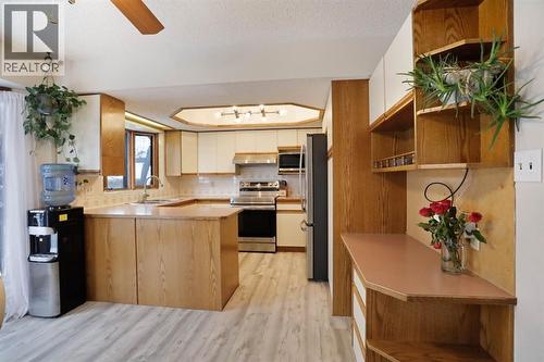 5 Fairview Crescent E, Brooks, AB 