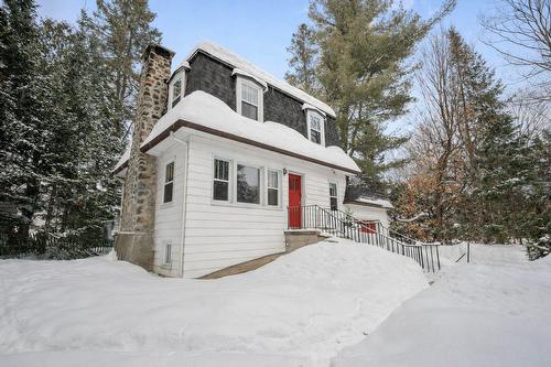 Façade - 233 Rue D'Aspen, Sainte-Adèle, QC 