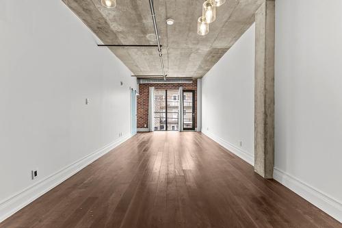 Salle à manger - 202-1885 Rue De La Visitation, Montréal (Ville-Marie), QC - Indoor Photo Showing Other Room