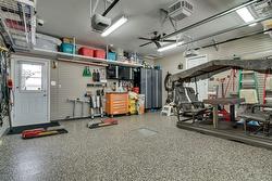 Garage - 
