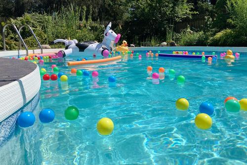 Piscine - 75 6E Rang, Mont-Saint-Grégoire, QC - Outdoor With In Ground Pool