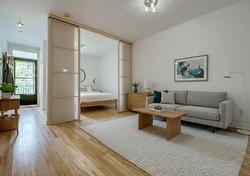 2698 Rue de Rozel  Montréal (Le Sud-Ouest), QC H3K 1T1