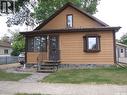 318 1St Street E, Leader, SK  - Outdoor 