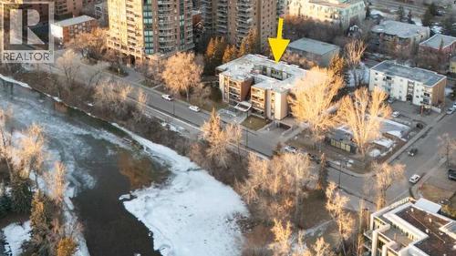 201, 220 26 Avenue SW  Calgary, AB T2S 0M4