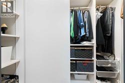 Closet Walk-In - 