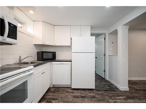16 Beaconhill Terr, Riverview, NB 