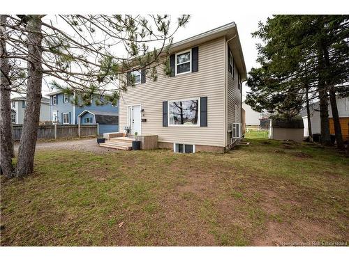 16 Beaconhill Terr, Riverview, NB 