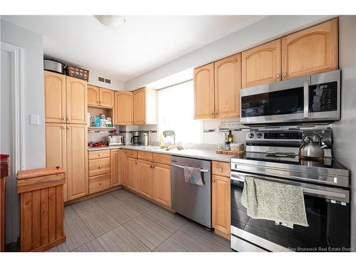 16 Beaconhill Terr, Riverview, NB 