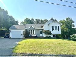 45 Mgr Dionne AVE  Edmundston, NB E3V 4B2