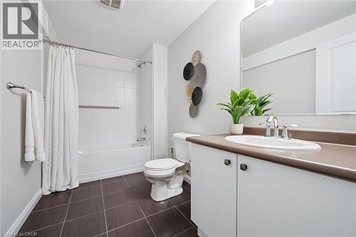 276 Dewdrop Crescent, Waterloo, ON - Indoor Photo Showing Bathroom