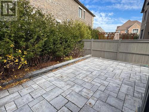 Interlocked Backyard - 39 Cairns Gate, King, ON - Outdoor