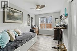 use as bedroom or office - 