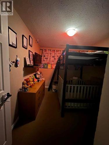 2, 1701 St Edward Boulevard N, Lethbridge, AB - Indoor Photo Showing Other Room