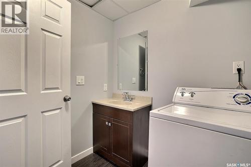 254 Froom Crescent, Regina, SK - Indoor Photo Showing Laundry Room