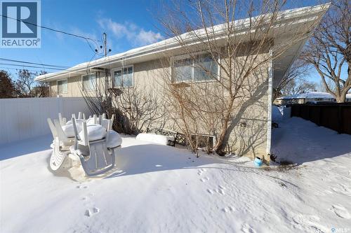 254 Froom Crescent, Regina, SK - Outdoor